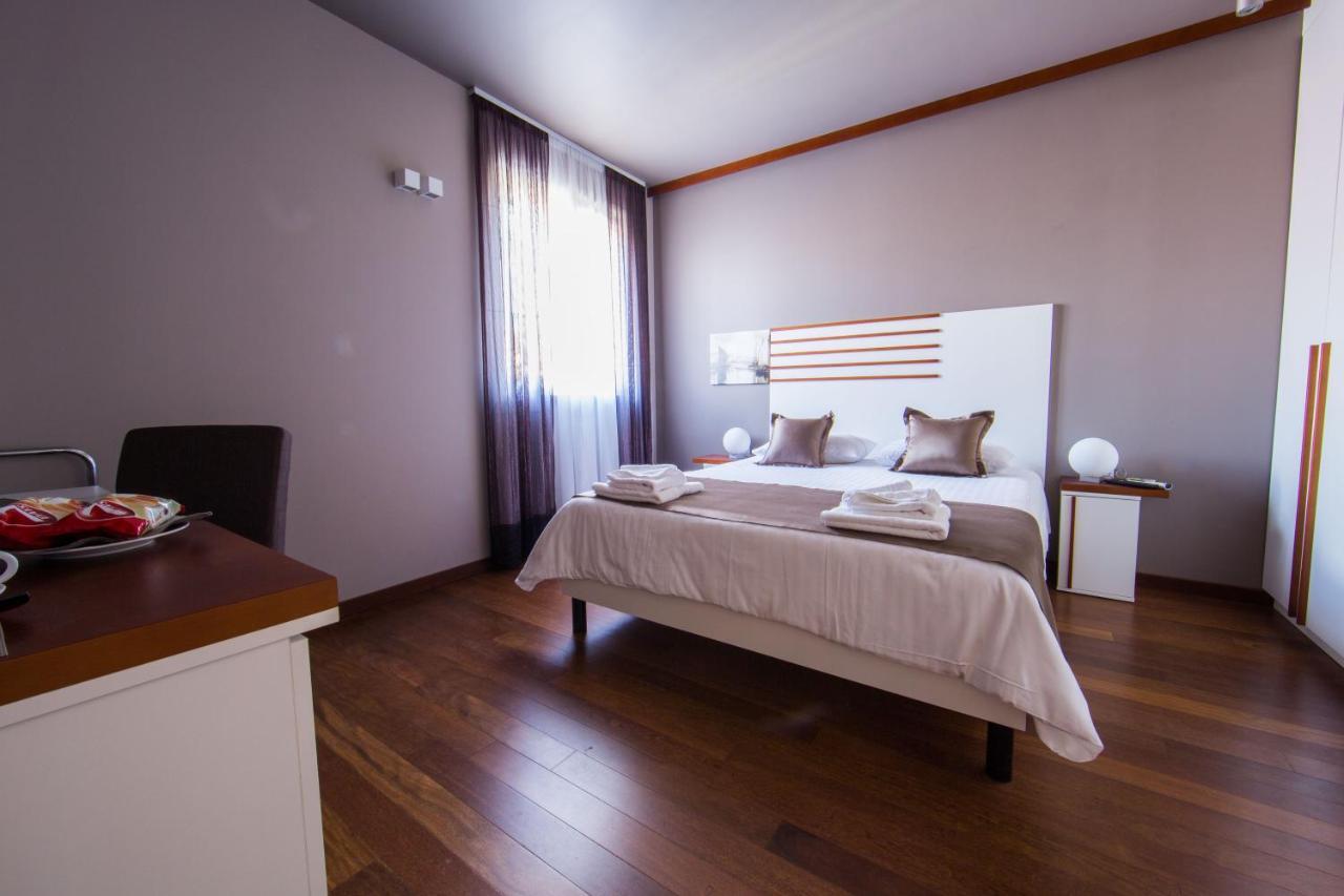 Luxury Silente Bacvice 1 Maison d'hôtes